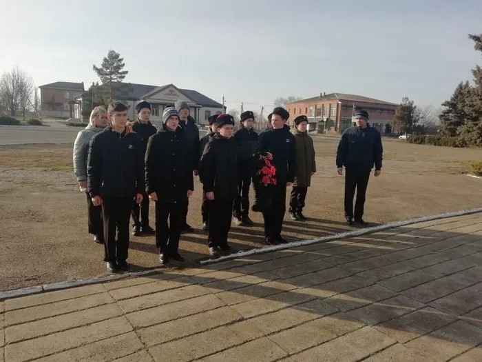возложение