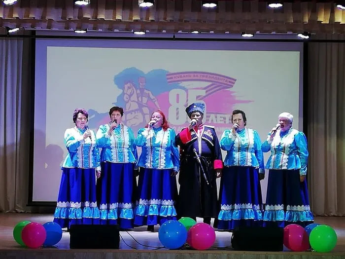 Вокально-хоровой ансамбль "Родные напевы"
